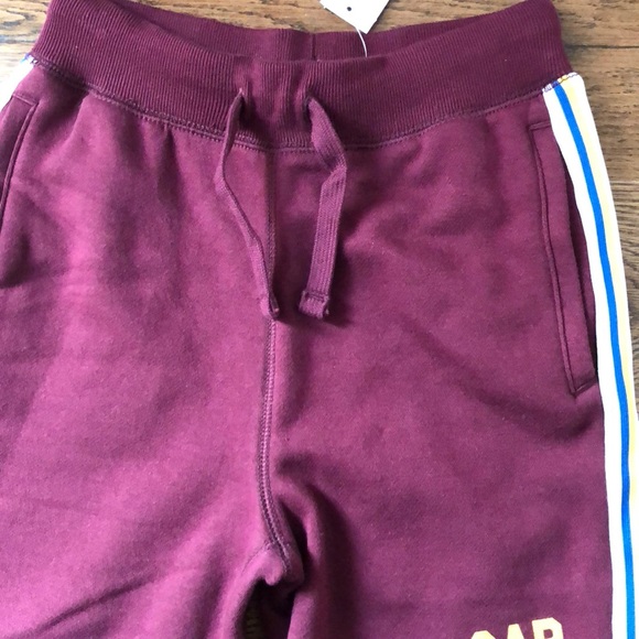 GAP KIDS Pull-On Logo Shorts - Picture 3 of 5